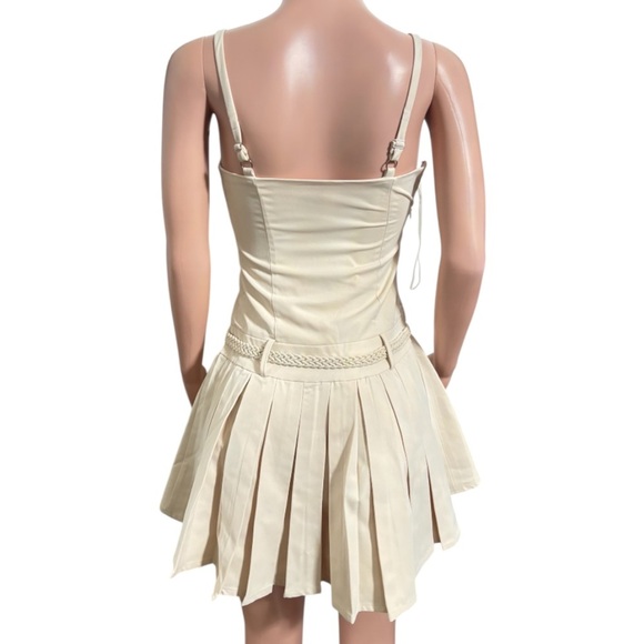 NWT ITZABELLA Women’s Chic Cream Pleated Mini Dress Taupe - Picture 5 of 16